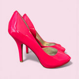 Jessica Simpson - Size 7.5