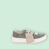 Tom’s Ladies Sneakers – Size 10