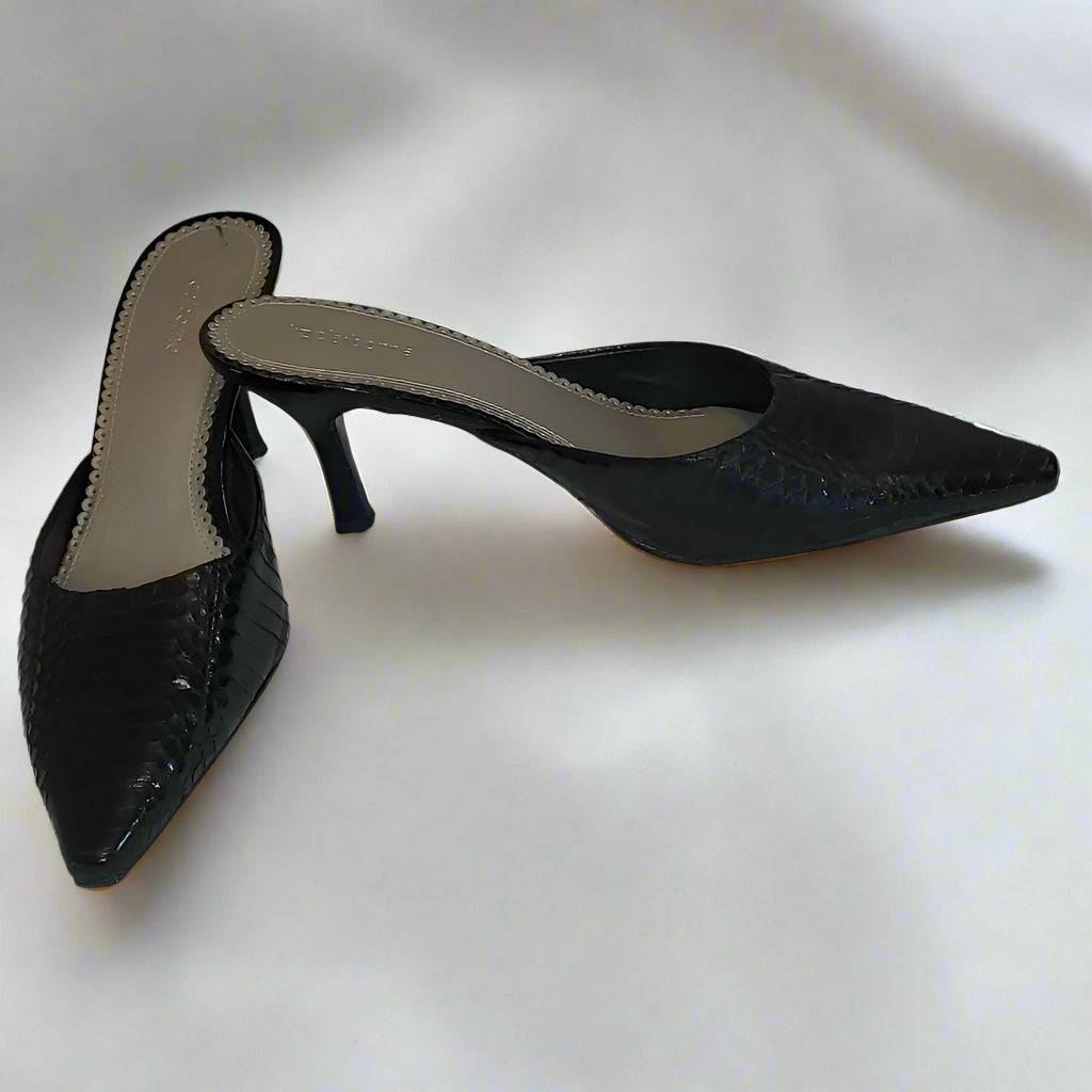 Liz Claiborne - Size 9.5