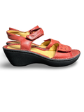 Clarks- Size 8.5