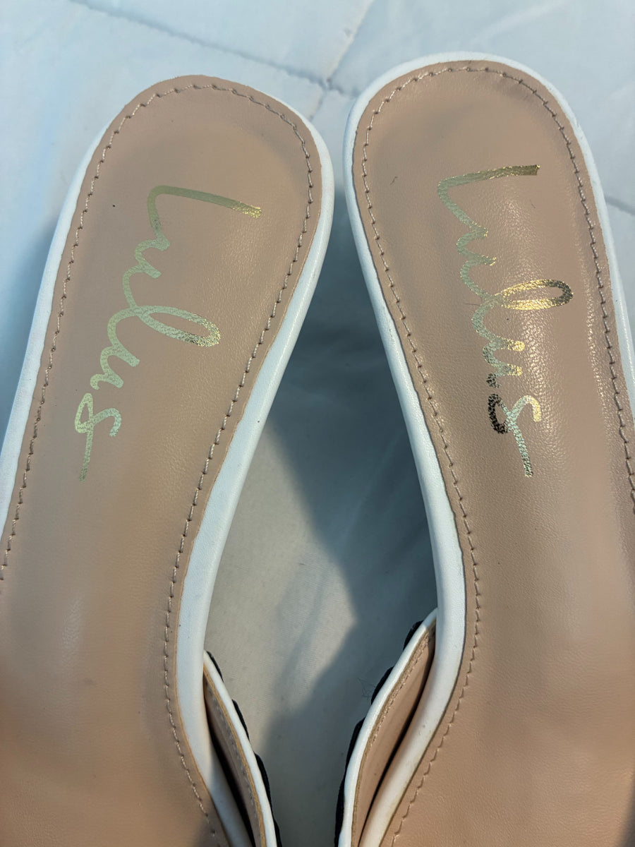 Lulu Slip On - Size 7.5