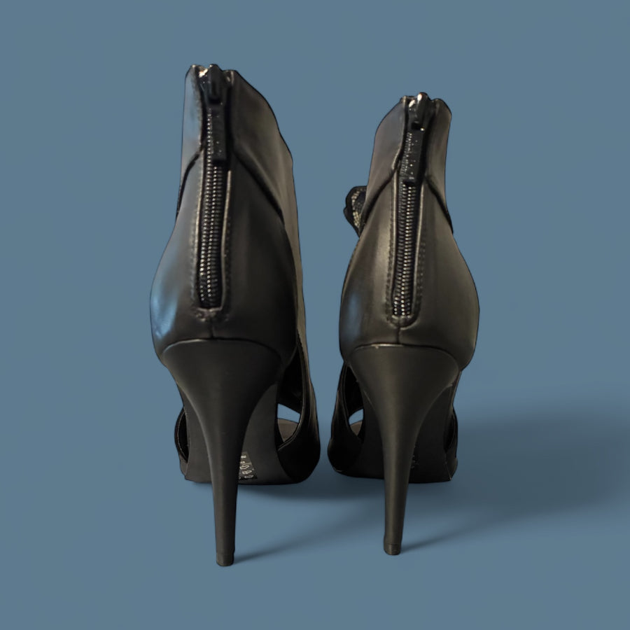Michael Antonio - Size 11