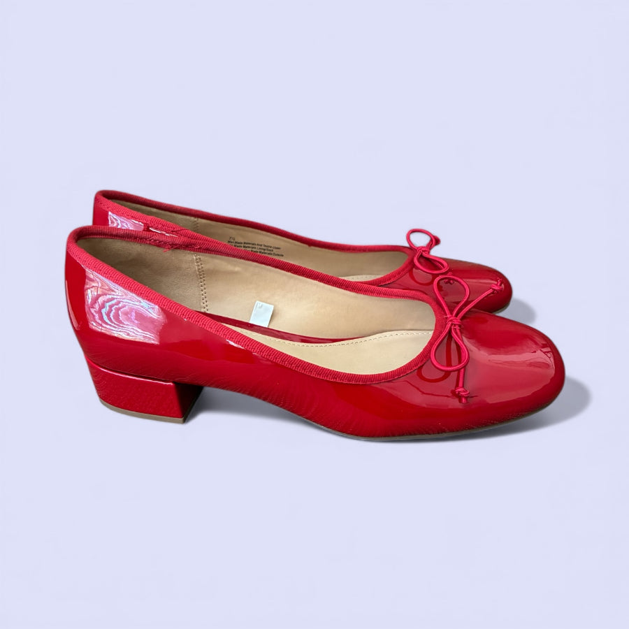 A New Day - Size 7.5