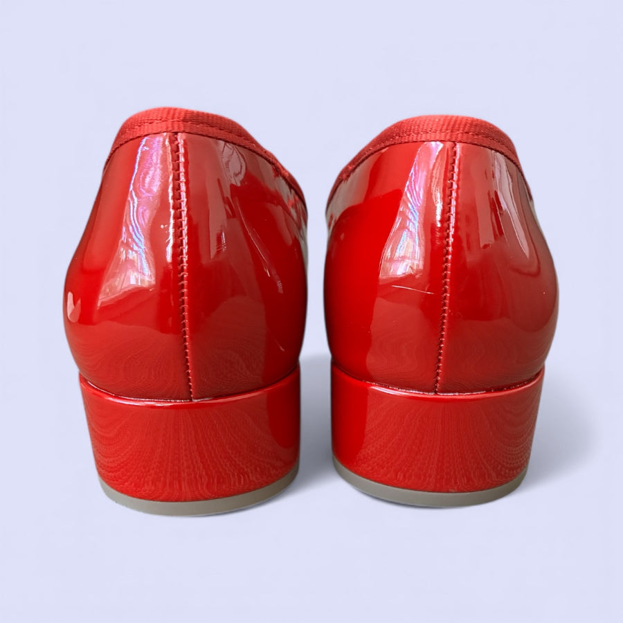 A New Day - Size 7.5