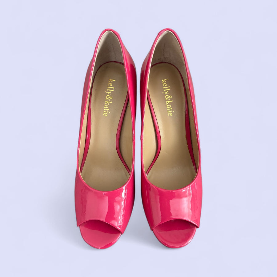 Kelly & Katie - Size 8.5