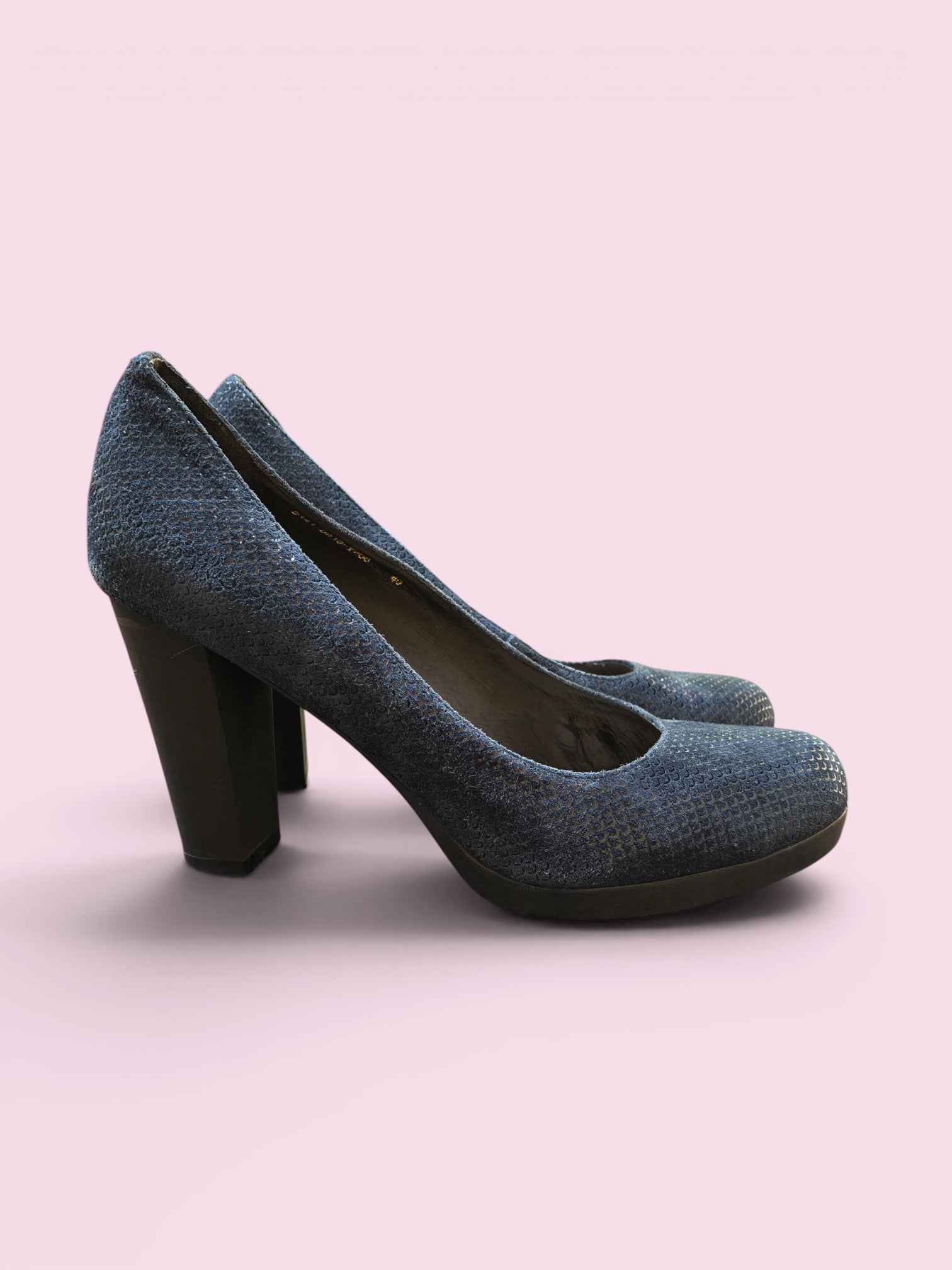 Jaro Vegaa - Size 9