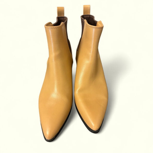 A New Day Boots Size – 6