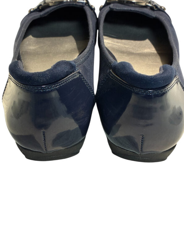 Anne Klein Classic Flats - Size 9.5