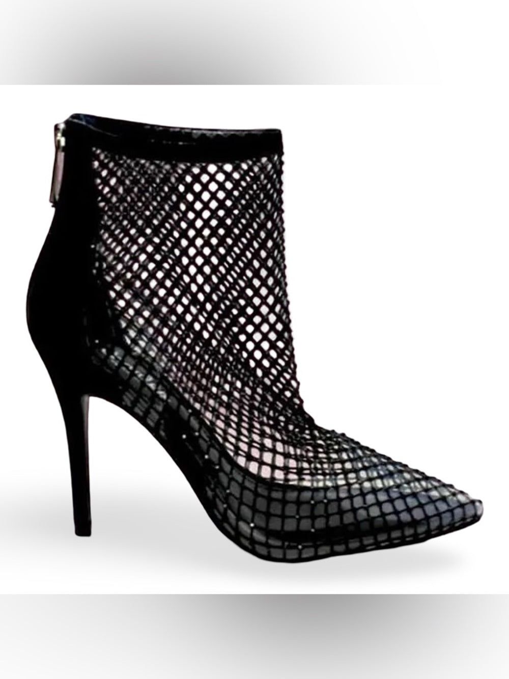 Charles David - Size 8