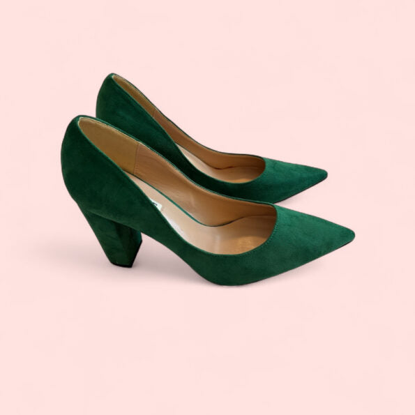 Joy in Love  – Size 7.5