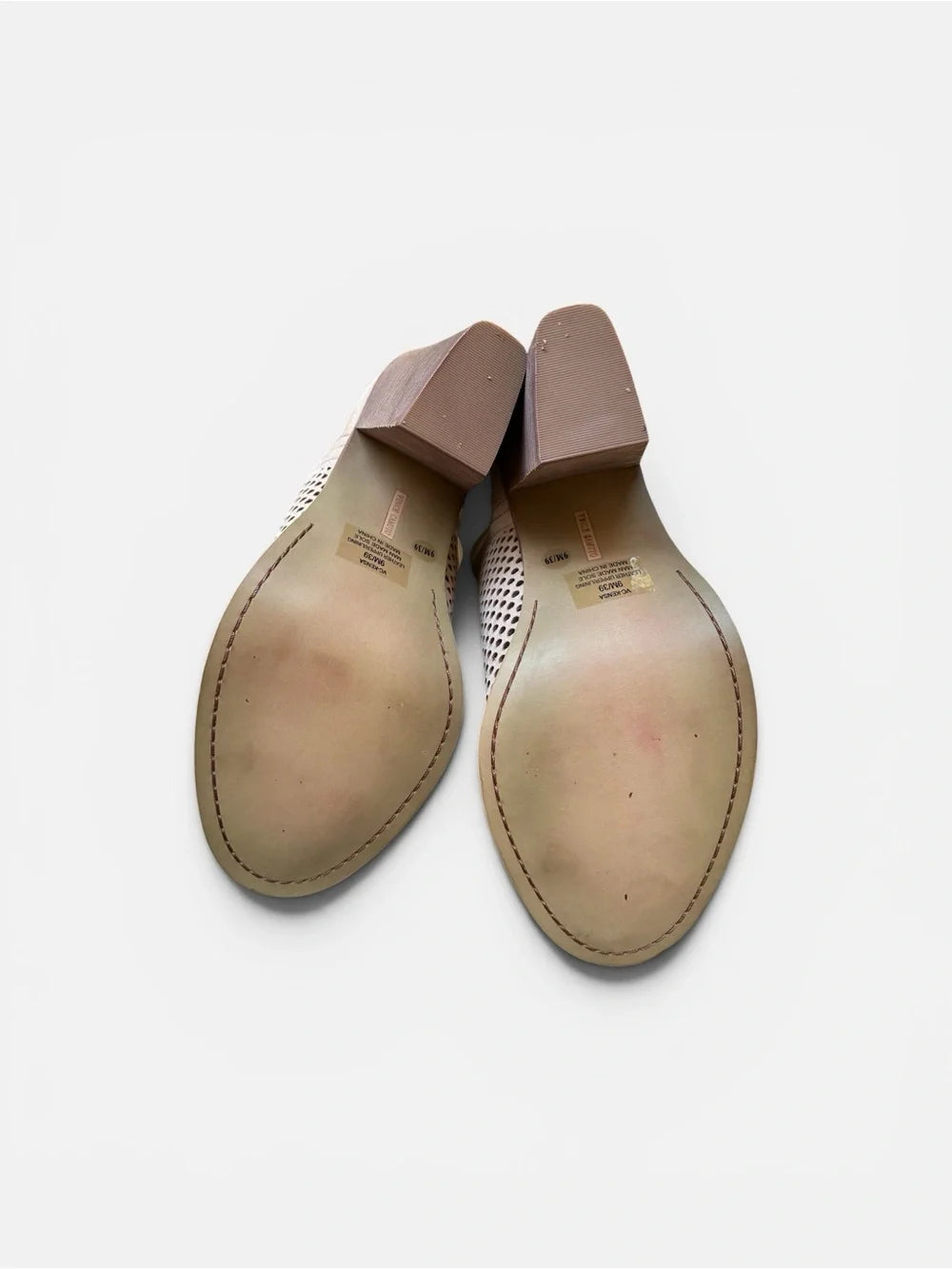 Vince Camuto - Size 9